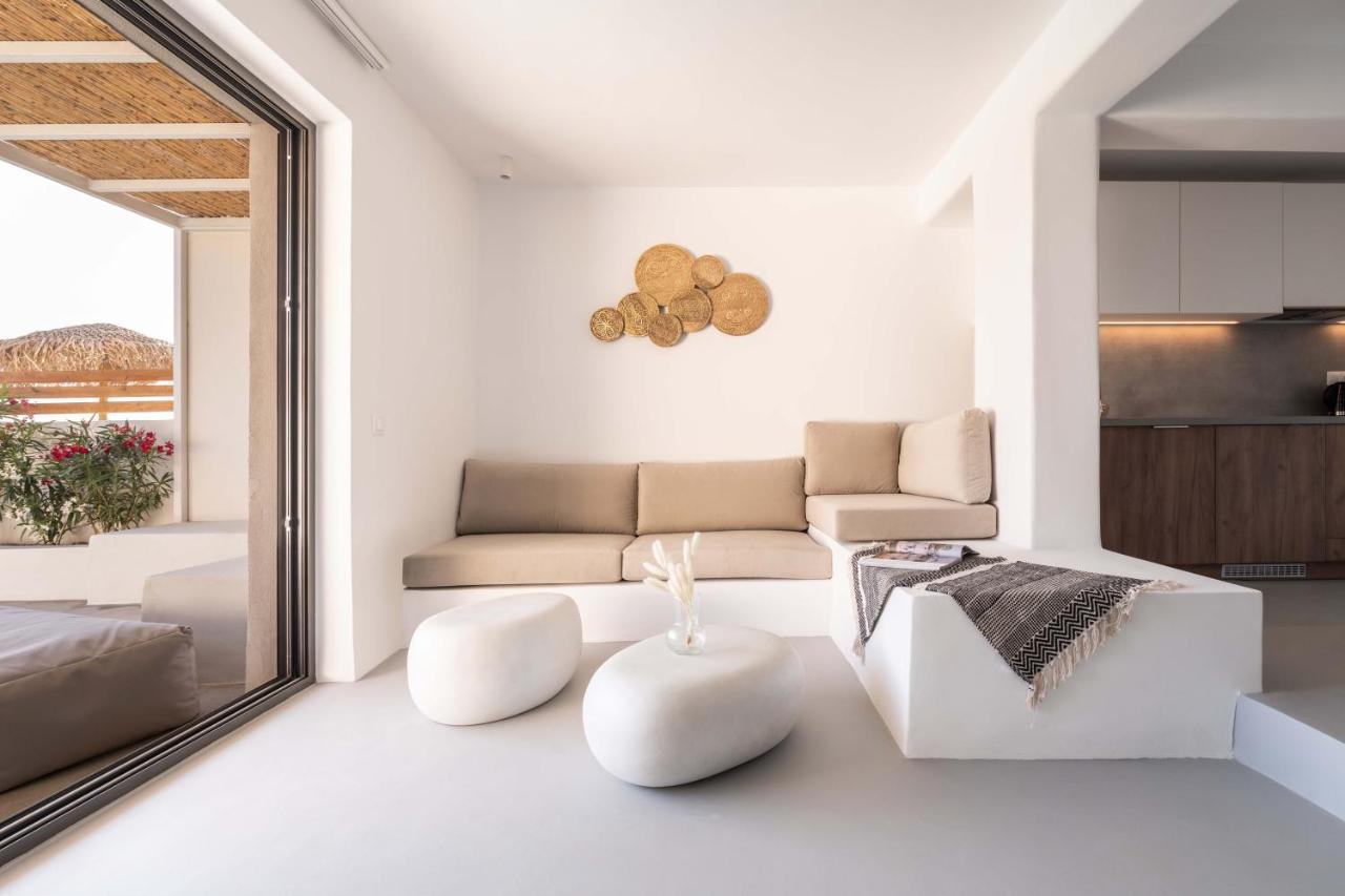 Aura Tinos Aparthotel *